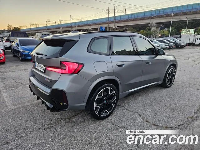 BMW X1 — Фото автомобиля 2