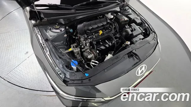 Hyundai AVANTE Новый Avante (CN7) — Фото автомобиля 6
