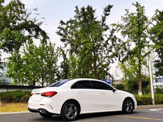 Mercedes-Benz A-Class — Фото автомобиля 5