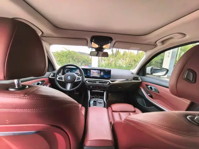 BMW i3 — Фото автомобиля 17