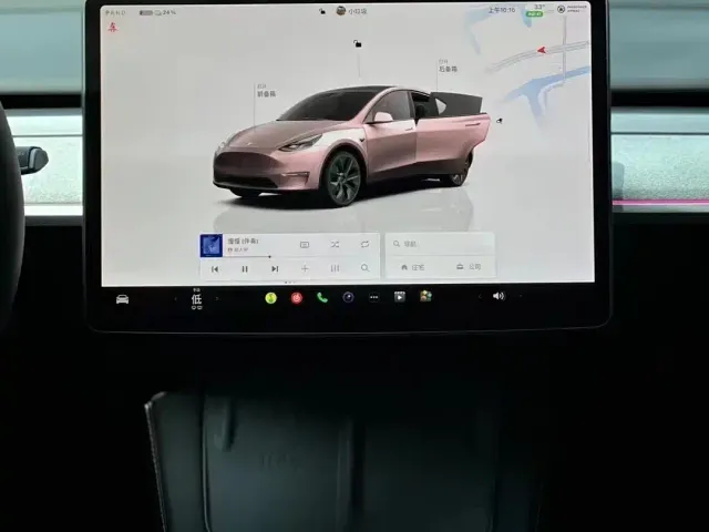 Tesla Model Y — Фото автомобиля 5