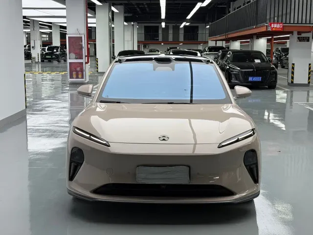 Nio ET5 — Фото автомобиля 2
