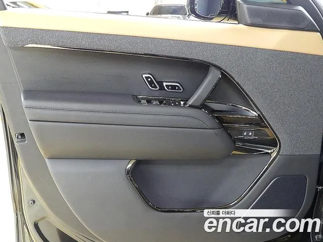 Land Rover Range Rover Sport — Фото автомобиля 15