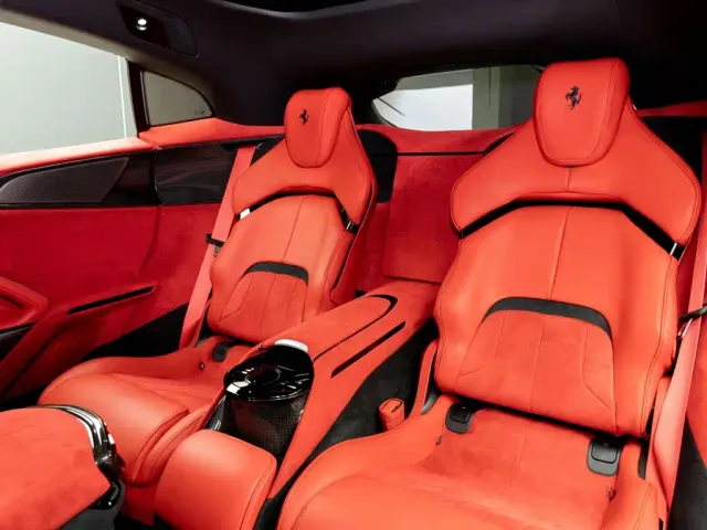 Ferrari Purosangue — Фото автомобиля 18