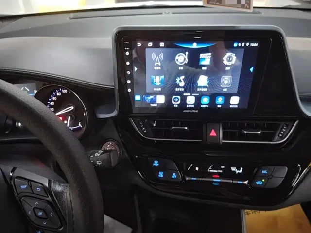 Toyota IZOA — Фото автомобиля 12