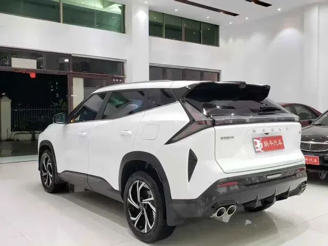 Geely Boyue — Фото автомобиля 11