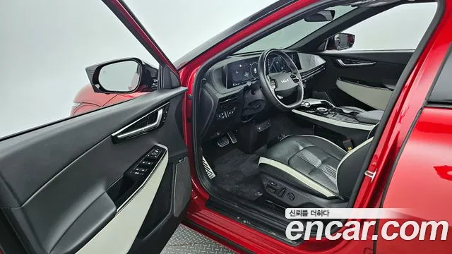 Kia EV6 — Фото автомобиля 11