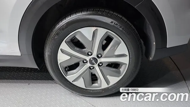 Kia Niro Niro Plus Air — Фото автомобиля 5
