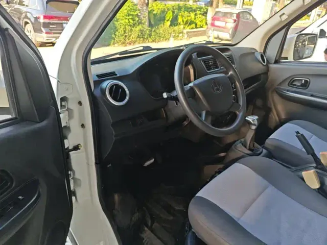 Changan Ruixing EM60 — Фото автомобиля 15