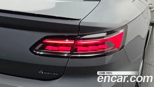 Volkswagen Arteon Arteon 2.0 TDI R-LINE 4Motion — Фото автомобиля 22