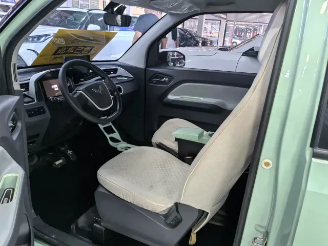 Wuling Hongguang Mini EV — Фото автомобиля 7