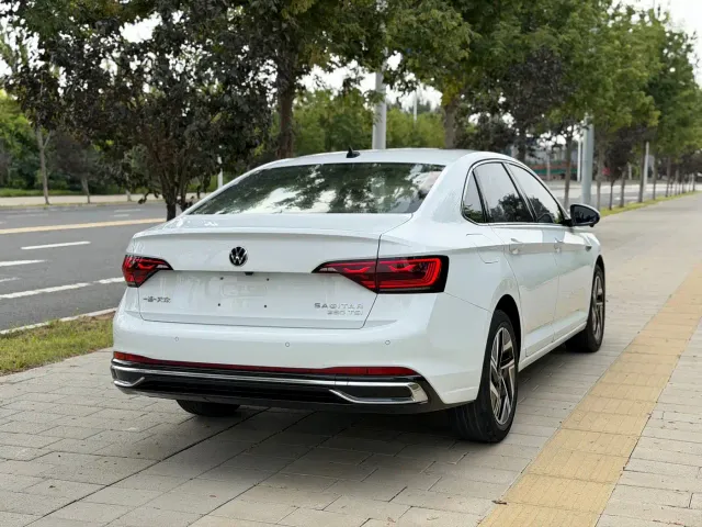 Volkswagen Sagitar — Фото автомобиля 23