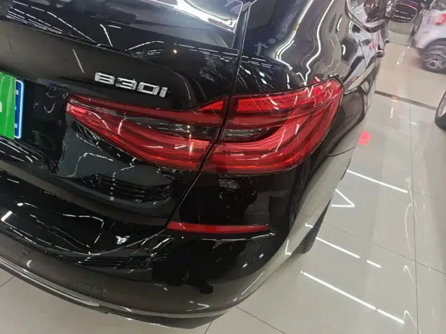 BMW 6 Series Gran Turismo — Фото автомобиля 7