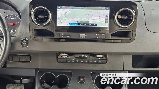 Mercedes-Benz Sprinter — Фото автомобиля 14