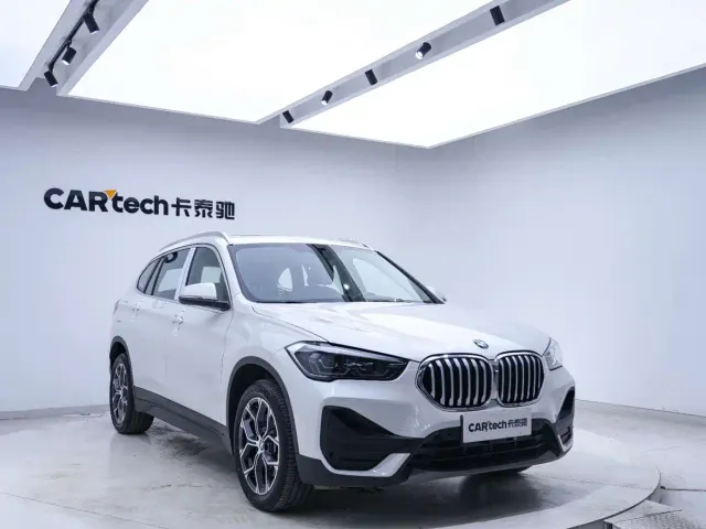BMW X1 — Фото автомобиля 9