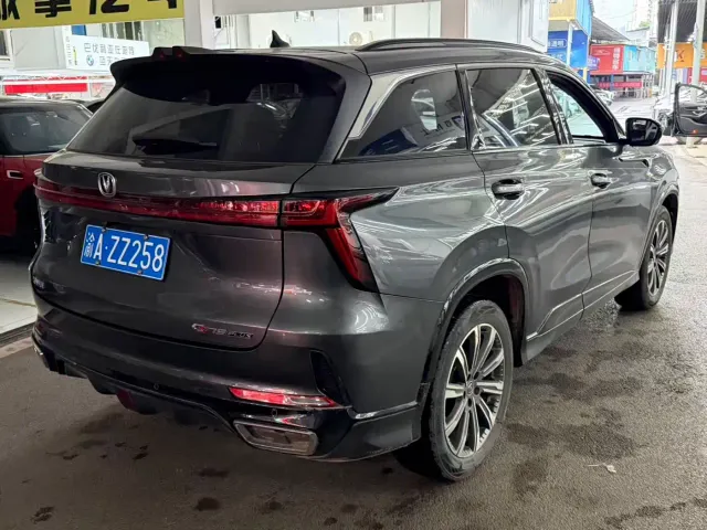 Changan CS75 Plus — Фото автомобиля 9