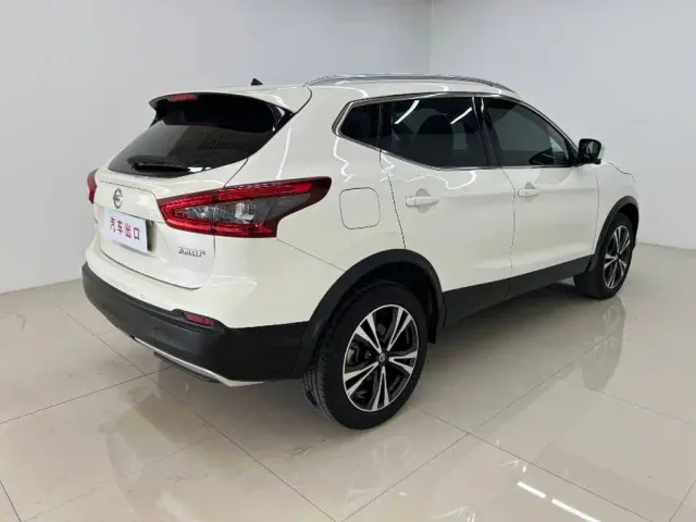 Nissan Qashqai — Фото автомобиля 4