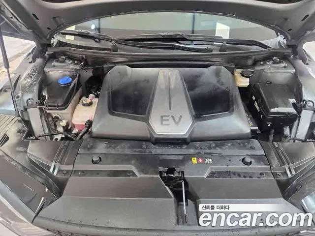 Kia EV6 — Фото автомобиля 17