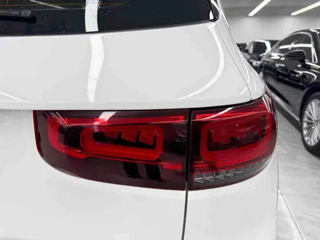 Mercedes-Benz GLB-Class — Фото автомобиля 22