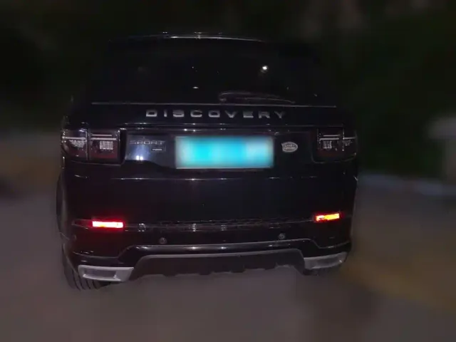 Land Rover Discovery Sport — Фото автомобиля 3