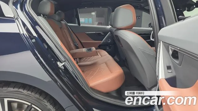 BMW 5-Series 5 серия (G60) 530i xDrive M Sport — Фото автомобиля 10