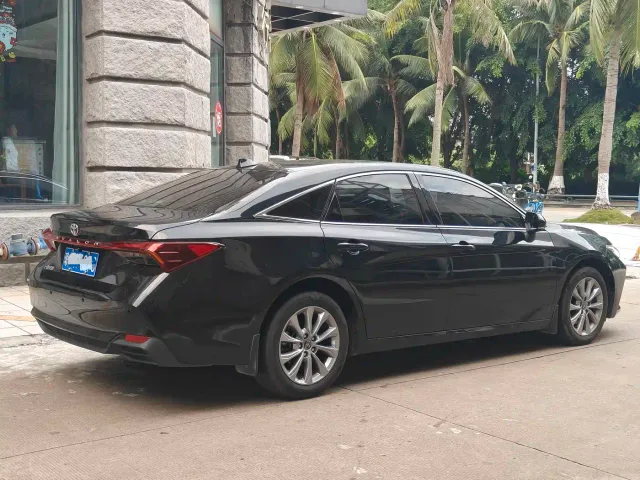 Toyota Avalon — Фото автомобиля 5