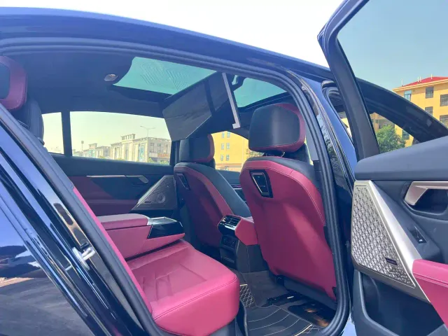 BMW 5 Series — Фото автомобиля 5