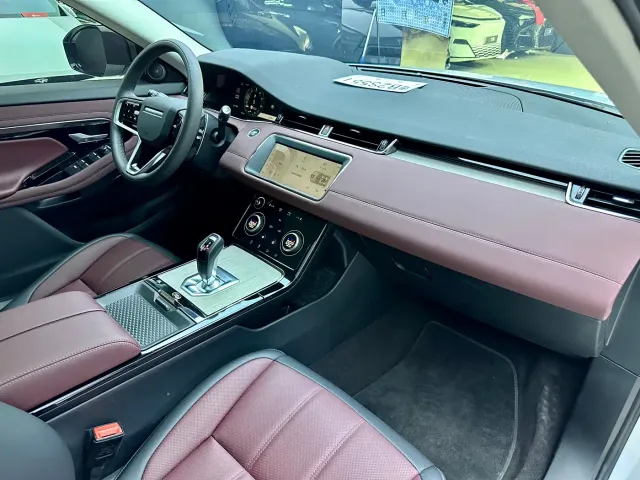 Land Rover Range Rover Evoque — Фото автомобиля 12