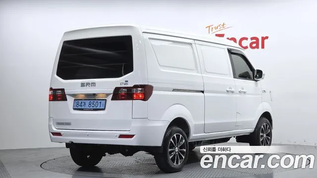 Xin yuan ET Van — Фото автомобиля 2