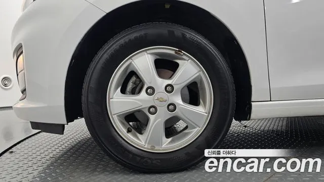 Chevrolet Spark — Фото автомобиля 5
