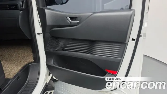 Hyundai Staria — Фото автомобиля 14