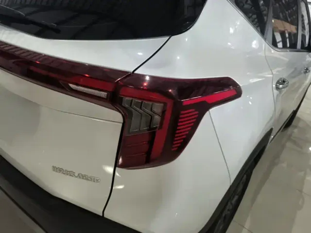 Kia Seltos — Фото автомобиля 7