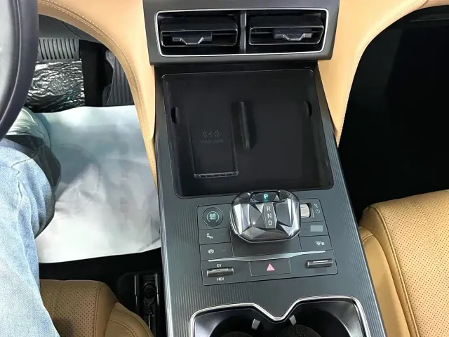 BYD Song L DM-i — Фото автомобиля 6