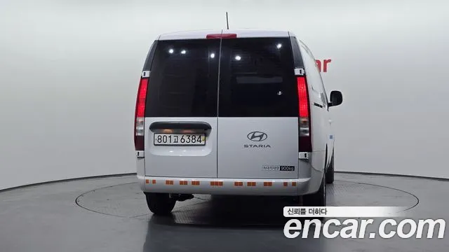 Hyundai Staria — Фото автомобиля 4