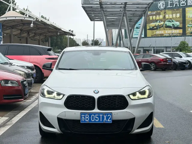 BMW X2 — Фото автомобиля 2
