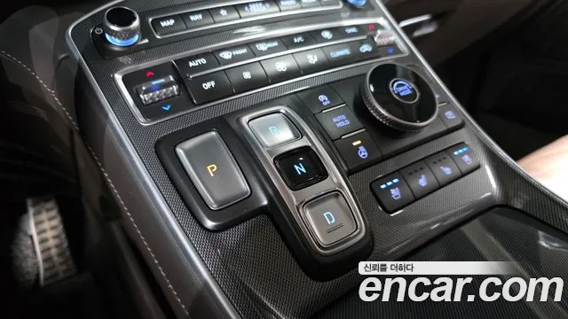 Hyundai Santafe Новый Santa Fe Бензин 2.5T 2WD — Фото автомобиля 9