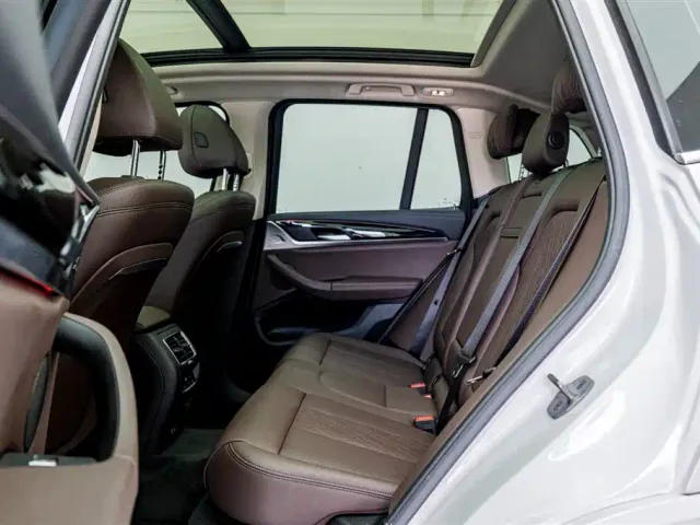 BMW X3 — Фото автомобиля 12
