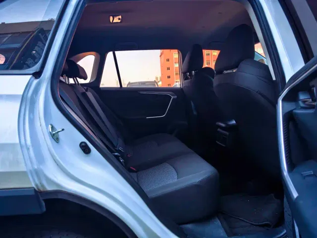 Toyota Wildlander — Фото автомобиля 12