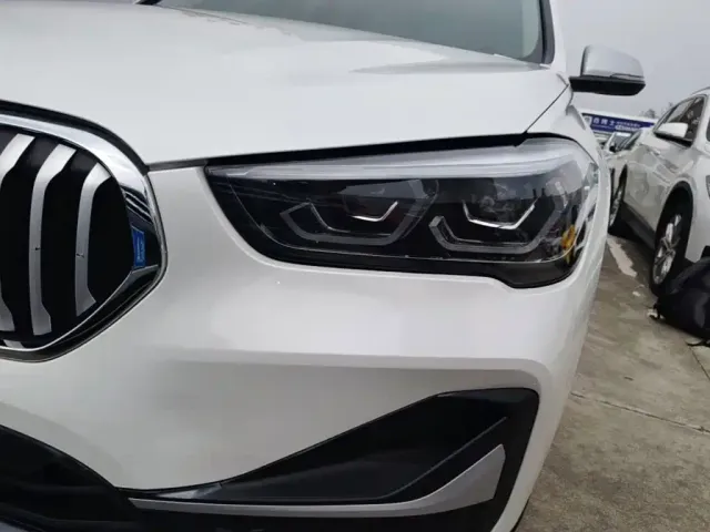 BMW X1 — Фото автомобиля 23