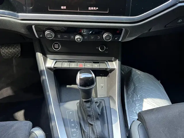 Audi Q3 — Фото автомобиля 18