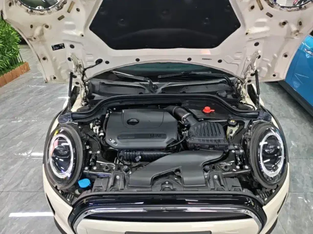 MINI Hatch — Фото автомобиля 19