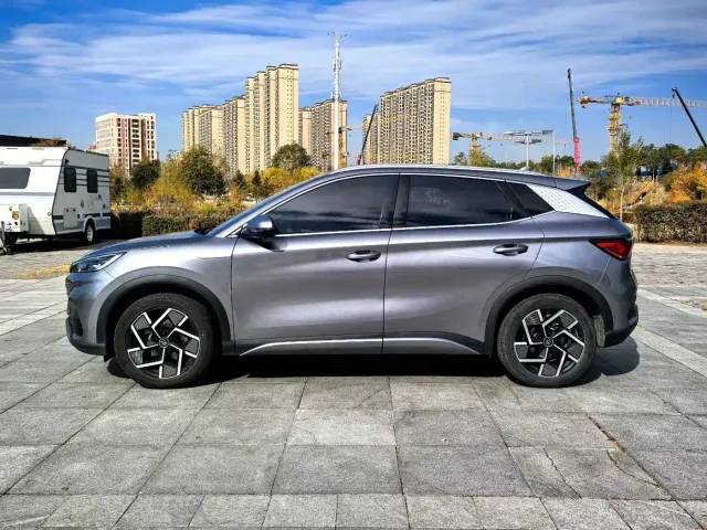 BYD Yuan PLUS — Фото автомобиля 6