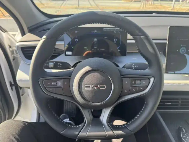 BYD Seal 05 DM-i — Фото автомобиля 10