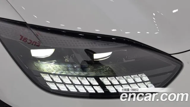 Hyundai Ioniq 6 — Фото автомобиля 7