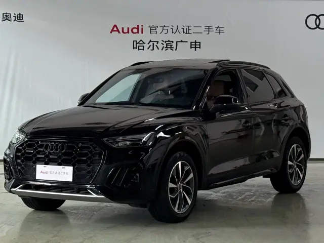 Фотография автомобиля — Audi Q5L