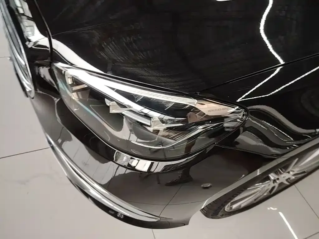 Mercedes-Benz Mercedes-Benz E-Class 2023 Facelift E 260 L — Фото автомобиля 23