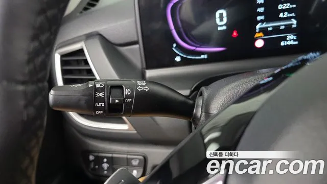 Kia Seltos Бензин 1.6 турбо 2WD — Фото автомобиля 30