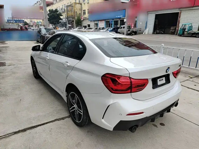 BMW 1 Series — Фото автомобиля 4