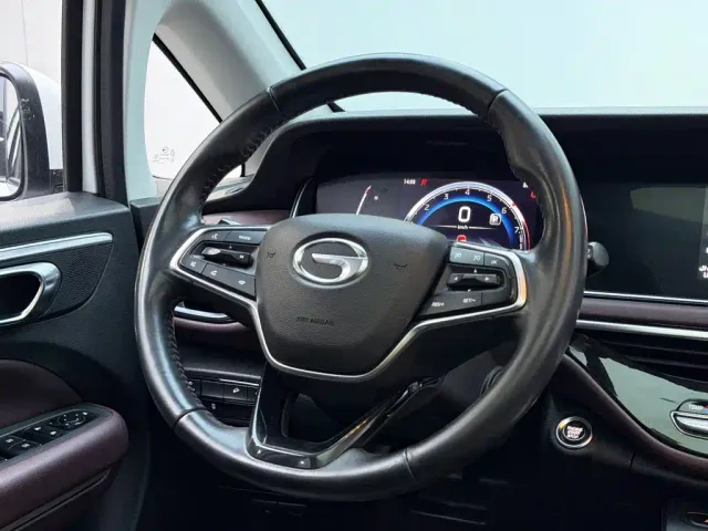 GAC Trumpchi M6 — Фото автомобиля 16