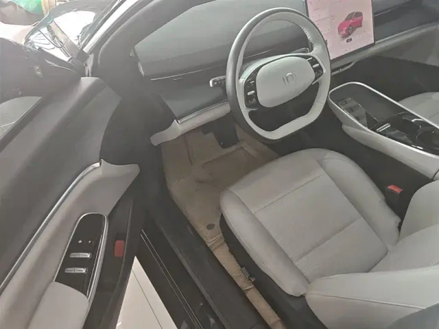 Changan Qiyuan A07 — Фото автомобиля 15